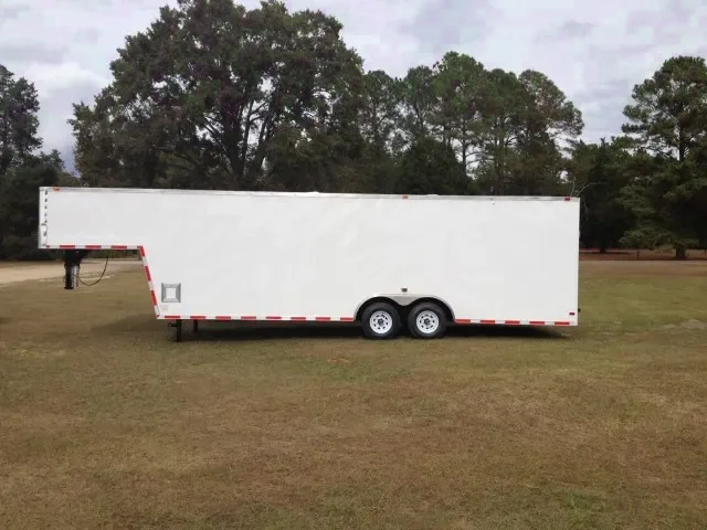 32ft gooseneck car/cargo hauler