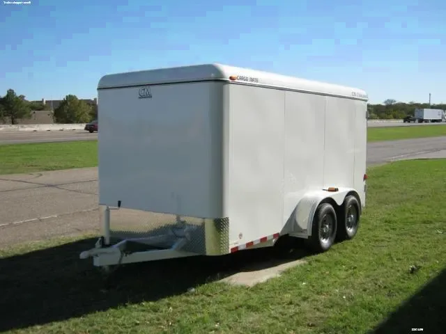 14ft  White Tandem Axle w/Double Rear Door