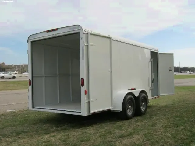White 18ft Tandem Axle w/ Rear Double Doors