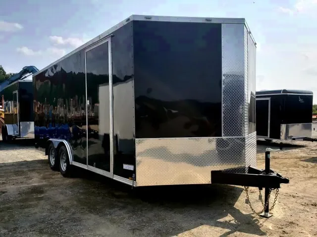 18ft 7K Enclosed Car Hauler Trailer V-Nose