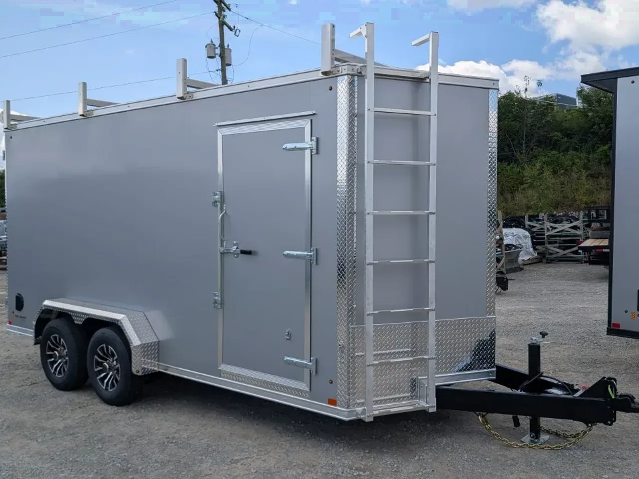 2026 BELMONT 7x16 HD V-Nose Contractor Cargo Trailer w/ Barn Doors ( 9990# GVW - POLYCOR EXTERIOR!)
