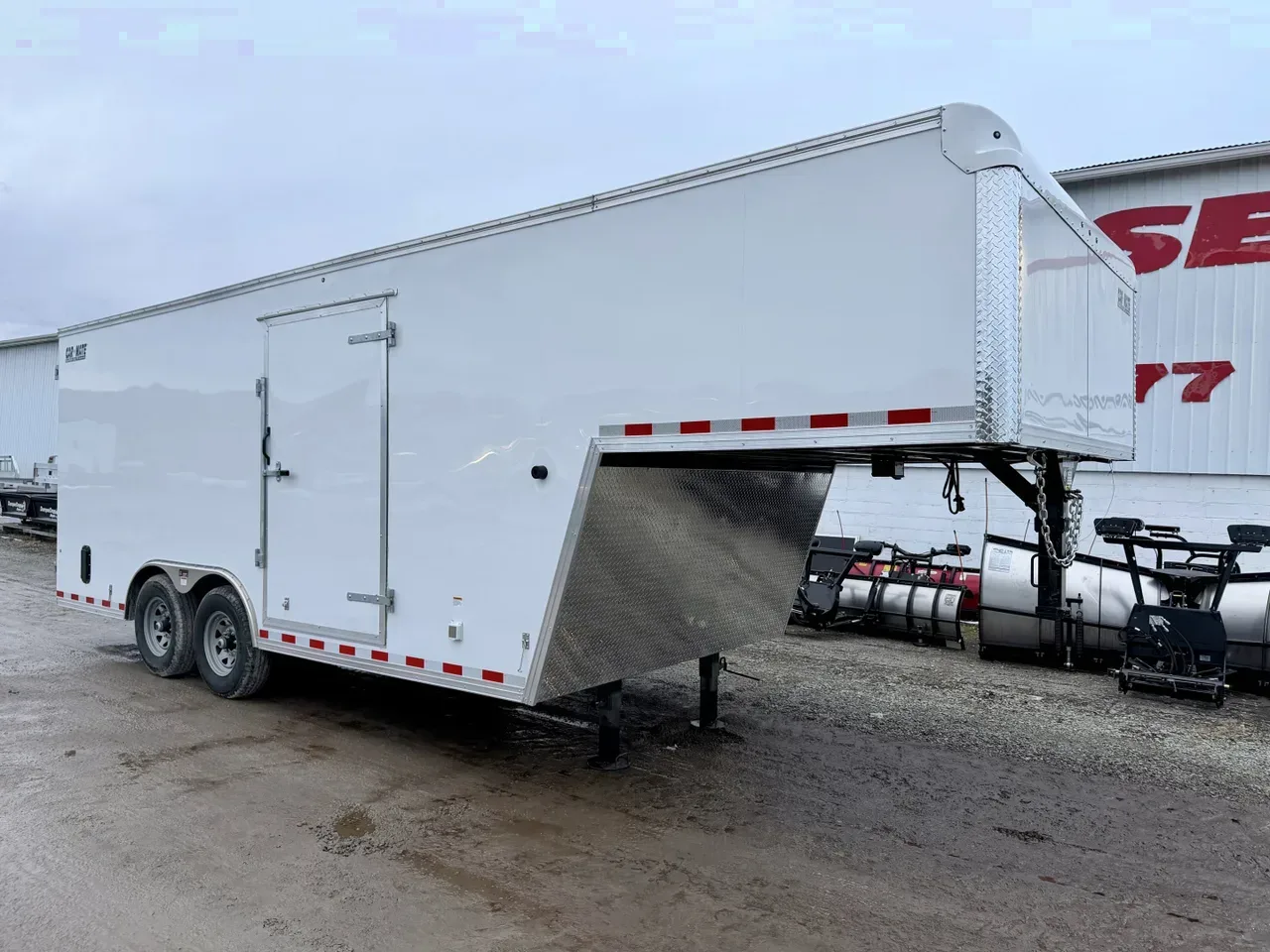 2026 CAR MATE 8.5 x 26 (18+8) GOOSENECK Cargo with Rear Barn Doors