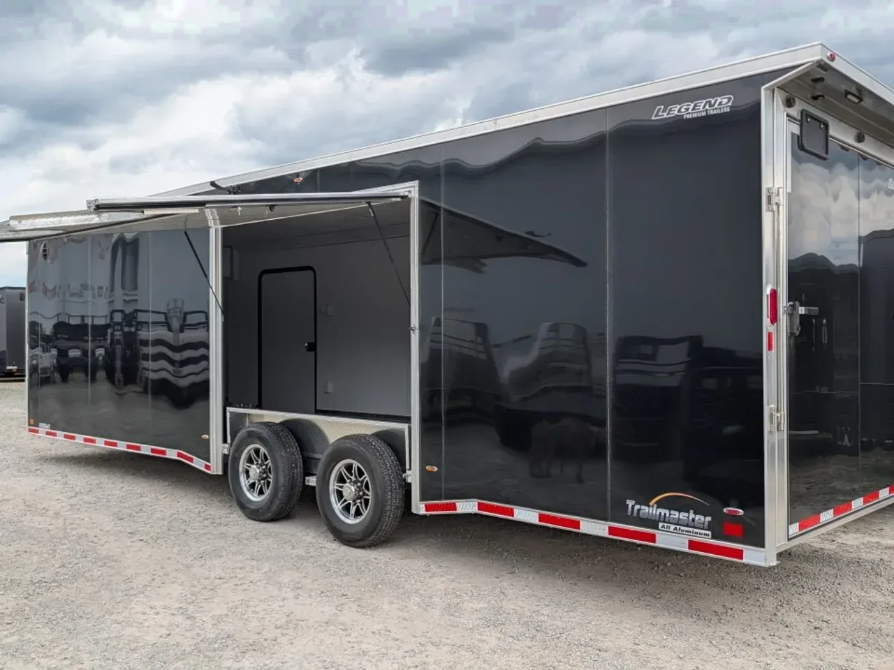 2026 Legend 8.5 x 28 HD Trail Master Enclosed Race Car Hauler w/ Ramp Door (14K GVW)