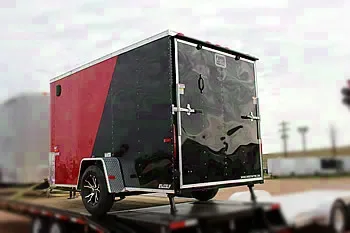 10ft TWO TONED BLACK/RED ENCLOSED CARGO
