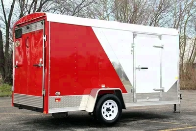 12FT ENCLOSED CARGO TRAILER-TWO TONE WHITE/RED