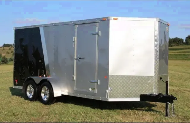 SILVER/BLACK 16FT CARGO V-NOSE W/ RAMP
