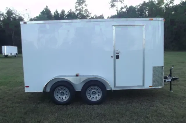 WHITE 12FT TA TRAILER, V-NOSE FRONT