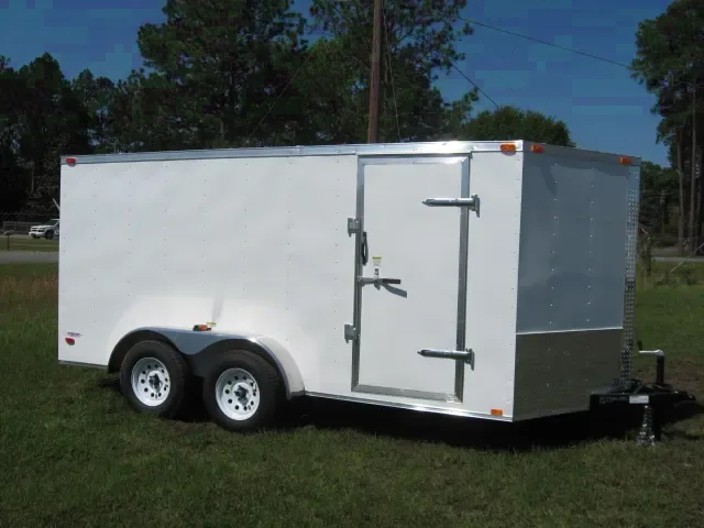 16FT ENCLOSED TRAILER W/ V-NOSE FRONT