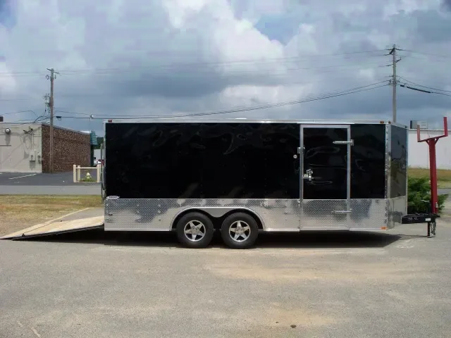 20FT CARGO TRAILER W/WRAP AROUND DIAMOND PLATING