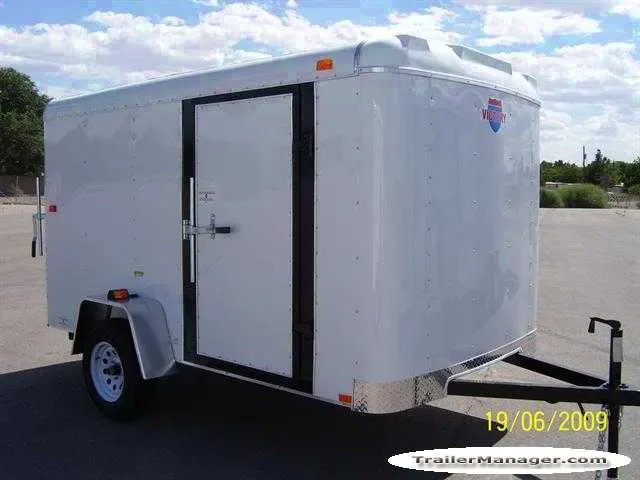 10ft Single Axle WHITE With Ramp-Laminated Flooring