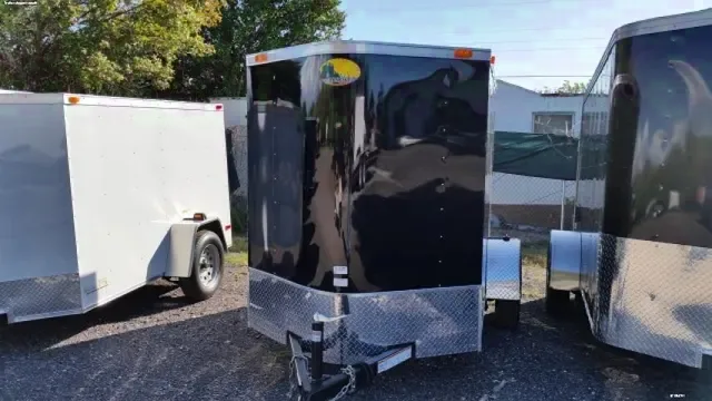 Black 8ft  w/ Ramp & Side Door