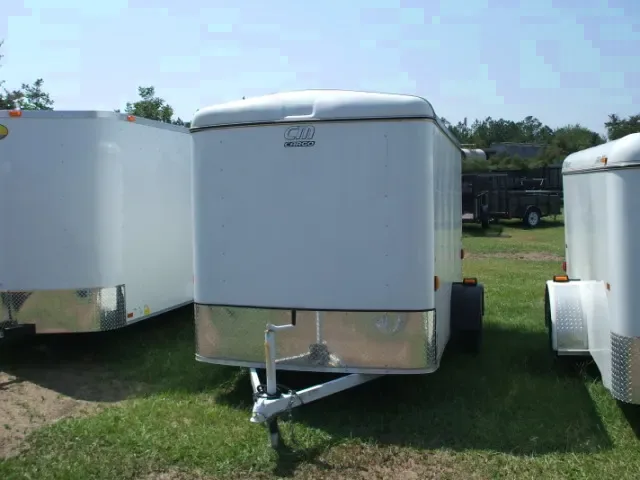 10FT WHITE FLAT FRONT SINGLE AXLE WITH DOUBLE REAR DOOR