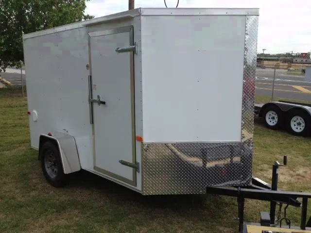 White V-Nose Enclosed 12FT