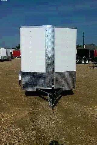 12FT V-NOSE WITH RAMP-WHITE