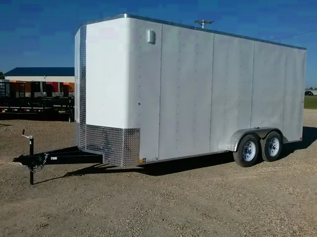 18FT ENCLOSED, V-NOSE, REAR RAMP DOOR