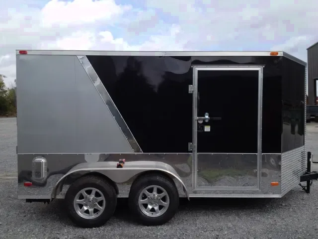12ft Tandem Axle  V-Nose Black/Silver-Finished Interior