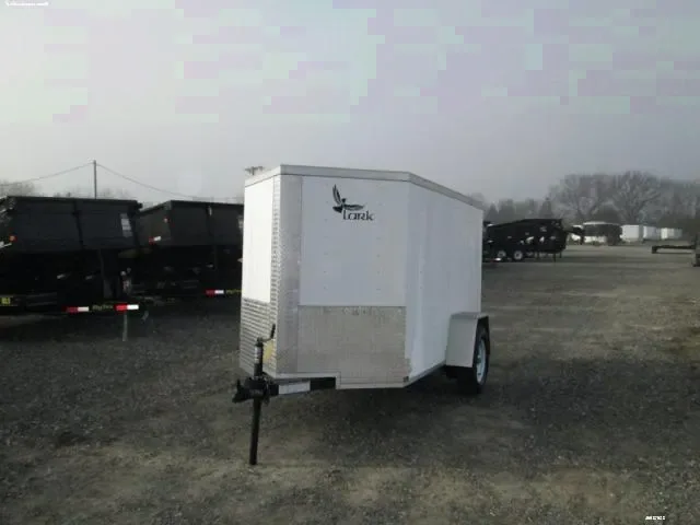 White V-Nose 6ft Cargo w/ Single Rear Door