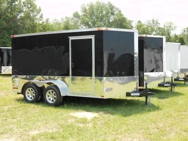 12FT TA CARGO TRAILER W/WRAP AROUND DIAMOND PLATING