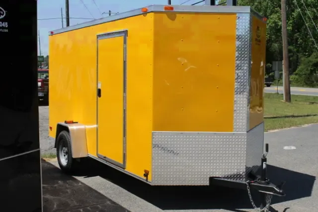 12FT SINGLE AXLE YELLOW  TRAILER W/RAMP!!!!!
