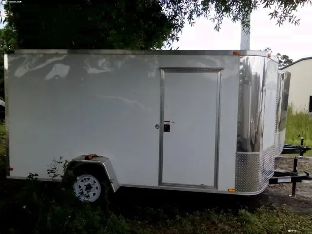 12FT  Cargo White with Ramp