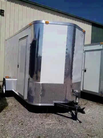 12FT  Enclosed White with a Ramp