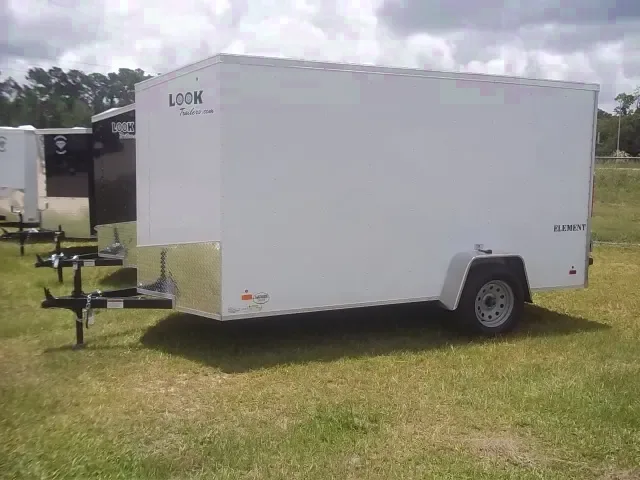 12FT SINGLE AXLE ENCLOSED CARGO