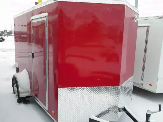 Red V- Nose 10FT  Enclosed Cargo