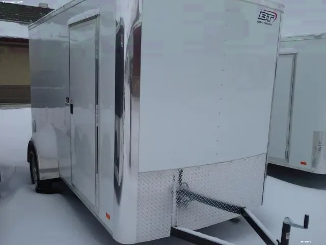 12ft Enclosed Cargo - White - V-nose - Ramp