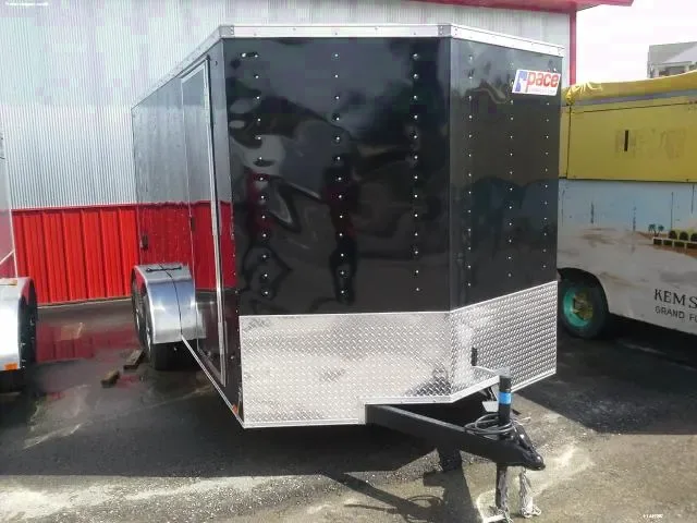 Black V-Nose with Ramp-16FT