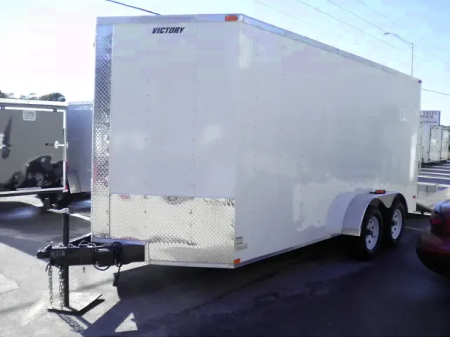 16ft Aerodynamic V-Nose-4 Wheel Electric Brakes