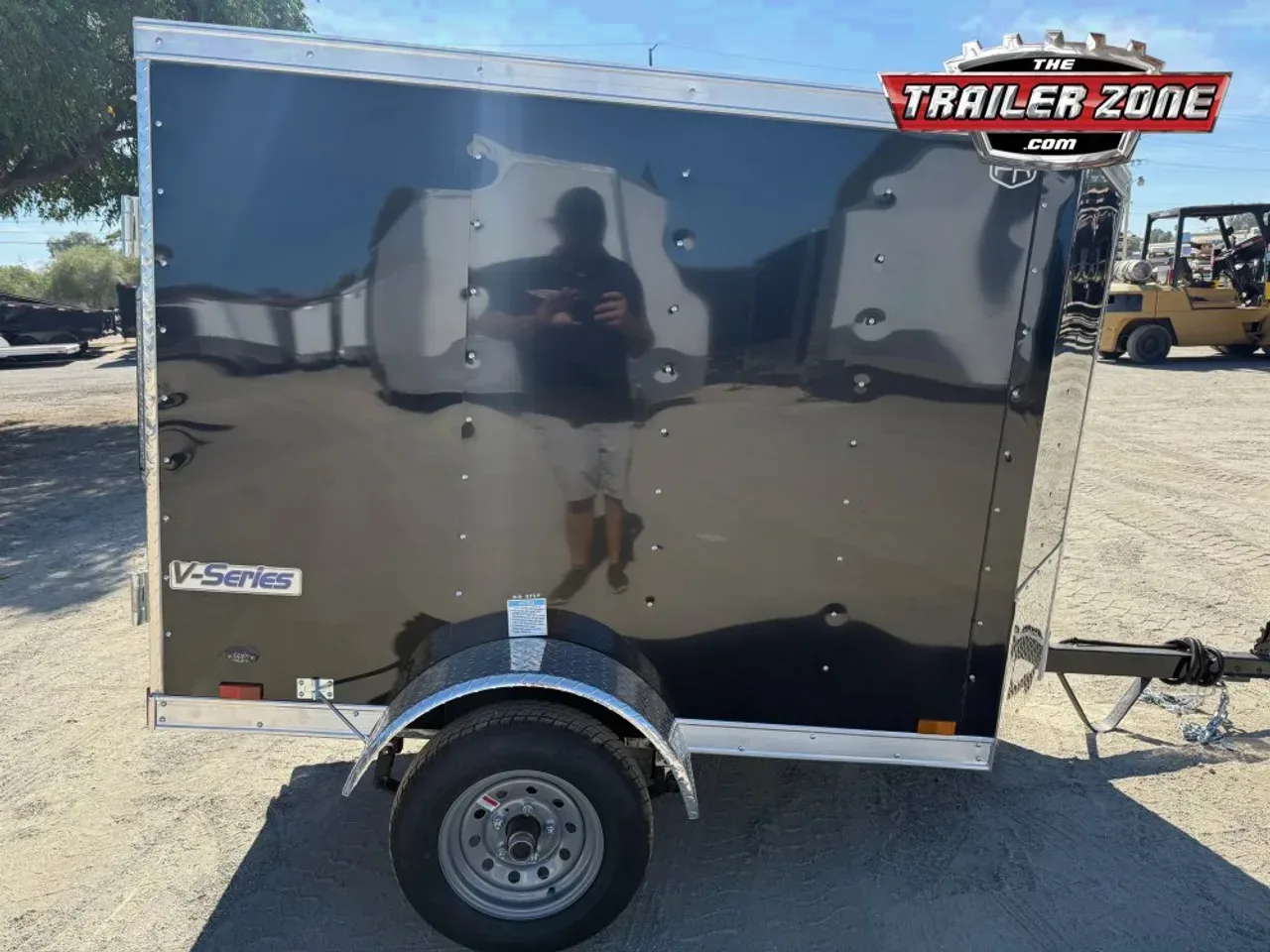2027 CONTINENTAL CARGO VHW 4' x 6' ENCLOSED TRAILER