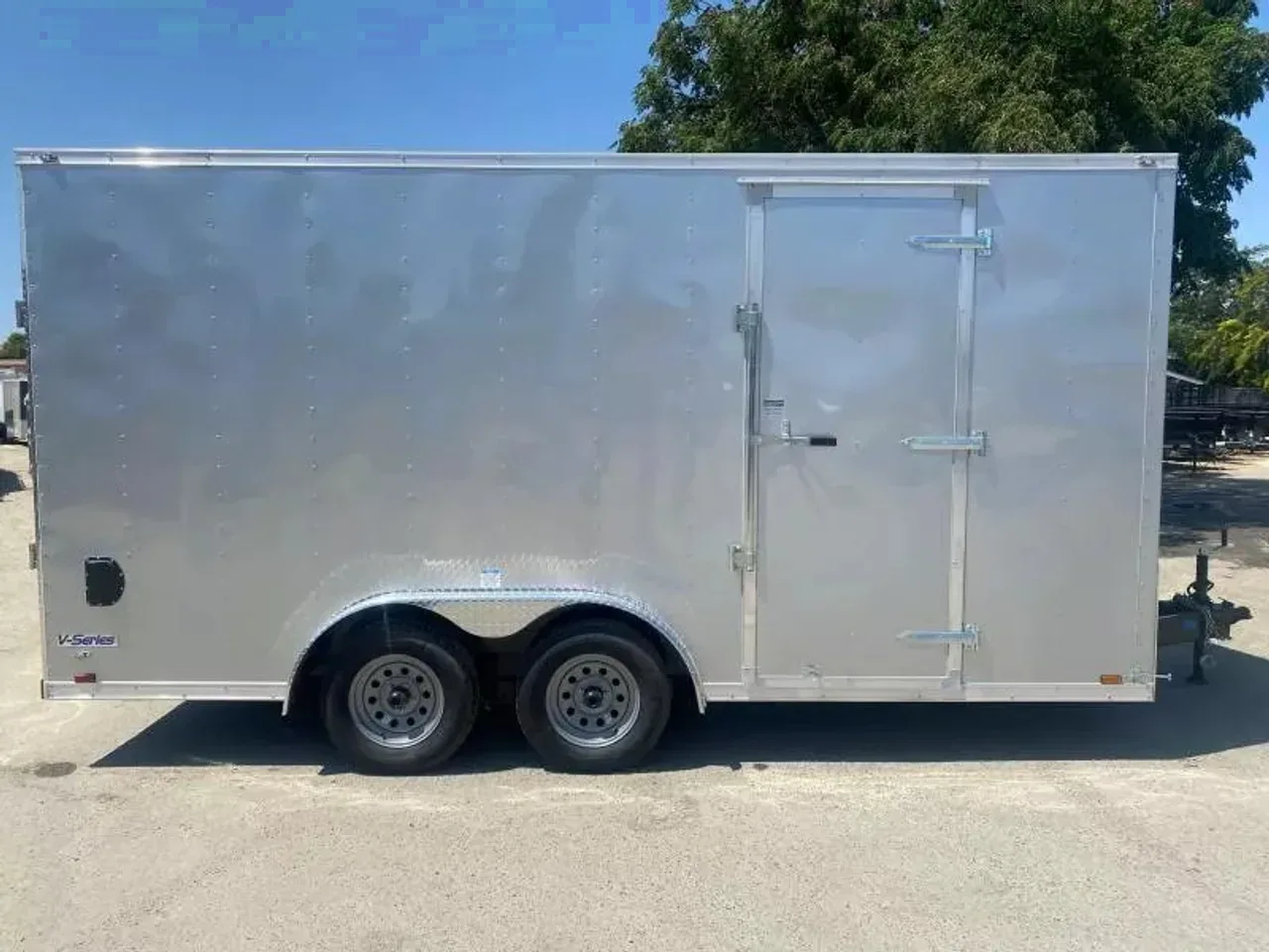2025 CONTINTAL CARGO V-SERIES 8' X 16' ENCLOSED TRAILER