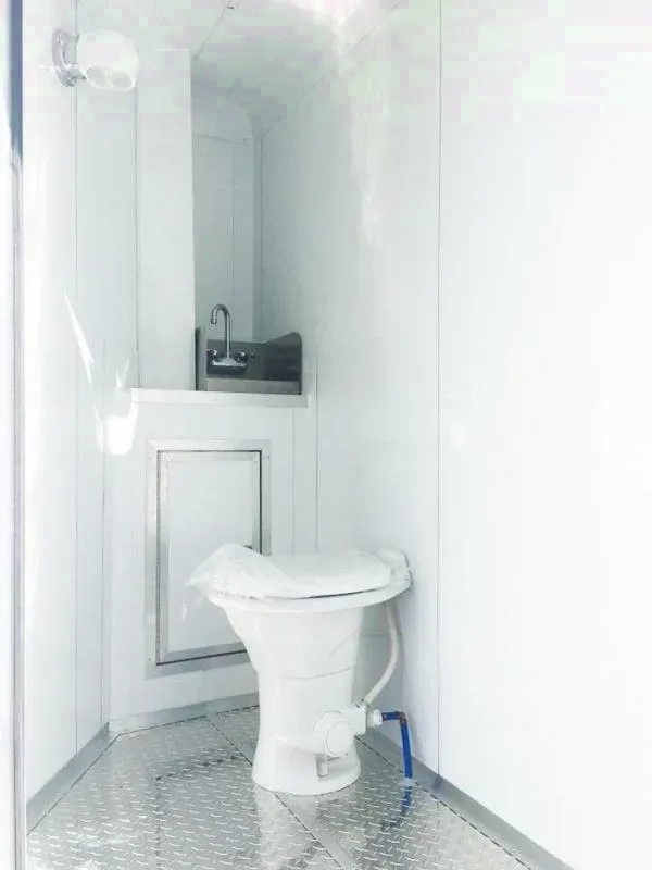BBQ Concession Trailer with Bathroom 28ft