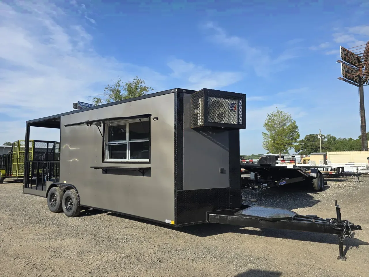 Concession/Vending 2027 8.5X22 Empire Cargo Trailer 8.5&amp;#215;22 Concession Porch Trailer BBQ Smoker Trailer -eccn8522-018013 8.5 ft. x22 ft.