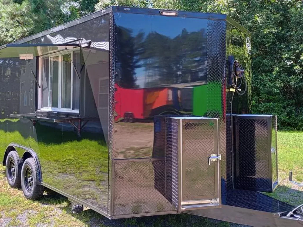 2024 Colony Cargo Sport Series CCC-8.5x16TA Vending / Concession Trailer