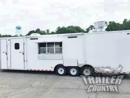 2026 NEW 8.5 X 32' V-nosed Enclosed FULLY LOADED MOBILE KITCHEN CONCESSION
