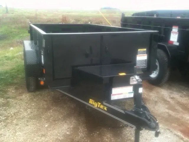 10FT DUMP TRAILER W/TOOLBOX