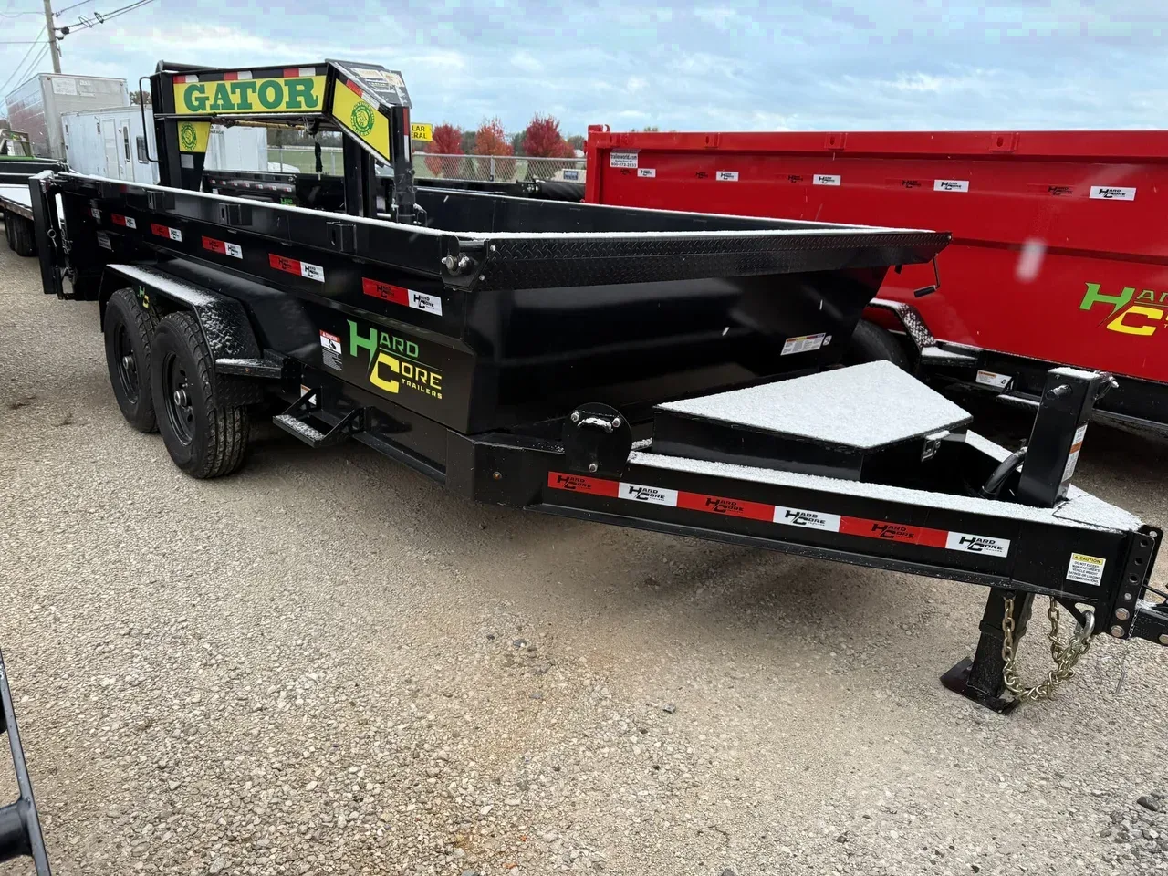 028166 - 2025 Hardcore CLEARANCE 7' x 14' Dump Scissor Lift (2)7K Axles Dump Trailer