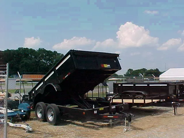 14ft Black Dump Trailer w/Ramps