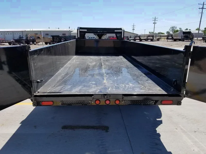 16ft Gooseneck Dump Trailer w/Ramps