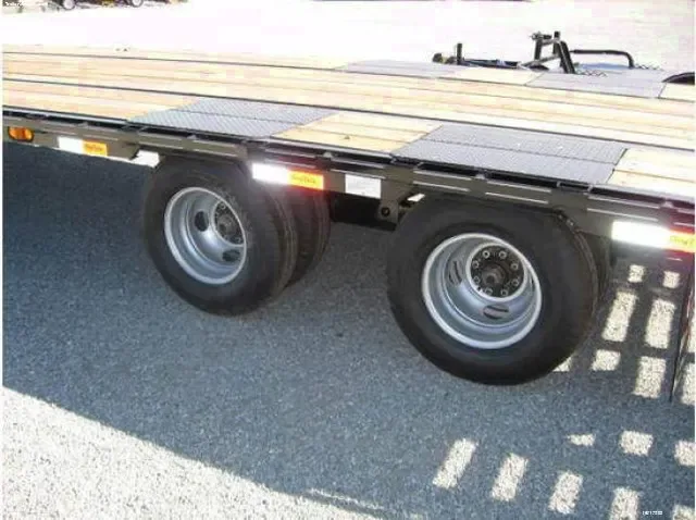 20+5ft Gooseneck  Flatbed Trailer