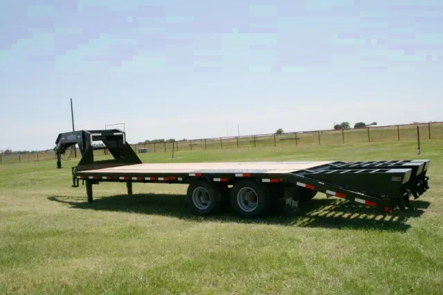 25ft Flatbed GN Trailer w/5 Foot Dovetail