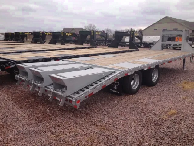 20x5ft  Grey Steel Frame Tandem Axle Gooseneck