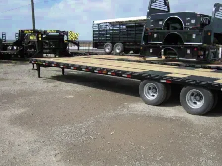 28+5ft Over Axle Gooseneck Flatbed Trailer