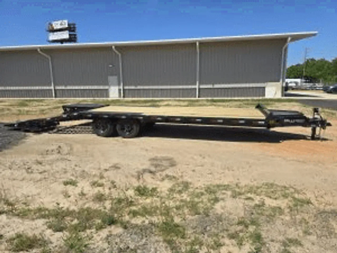 Equipment Trailer 2026 8.5X25 Hillcrest Trailers 8.5×25 17.6K DeckOver Equipment Trailer With Max Ramps -dte10225-003368 8.5 ft. x25 ft.