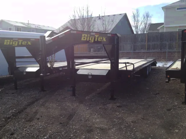 25ft Flatbed Trailer w/Tandem 7000lb Axles