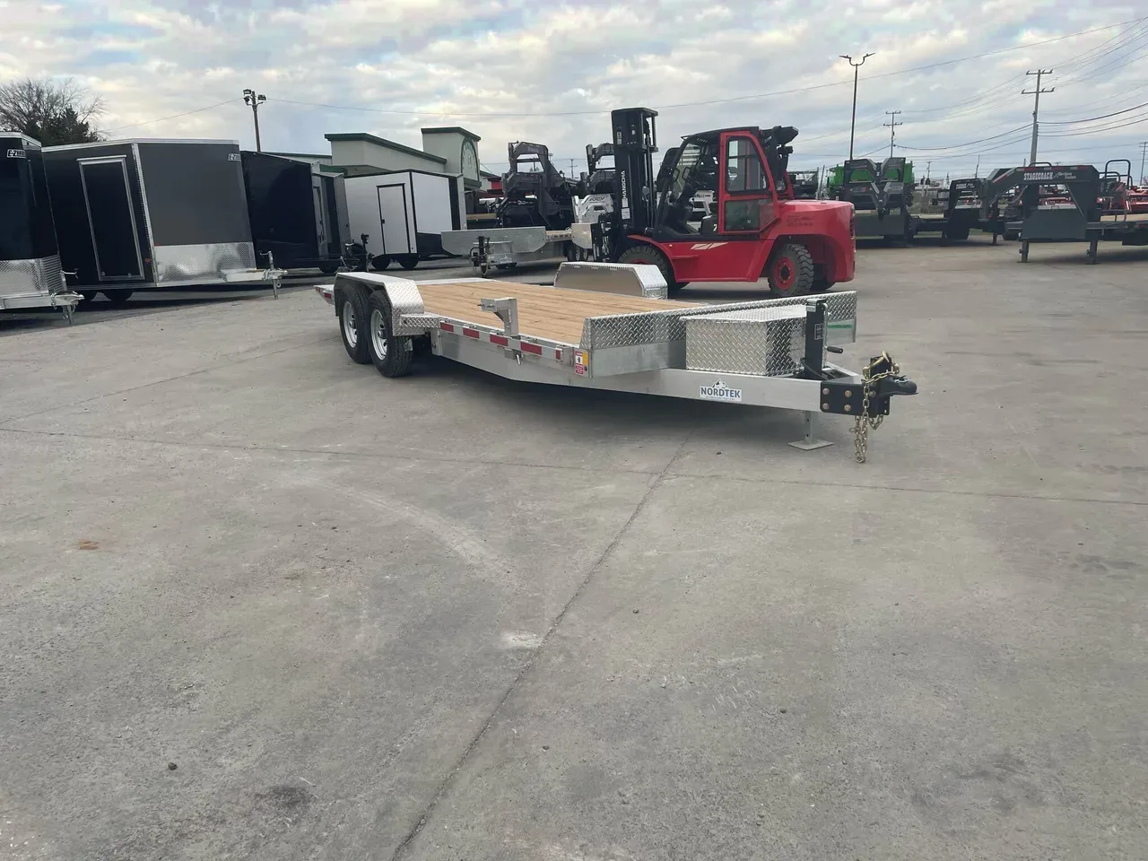 000379 - 2025 Nordtek All Aluminum 20' 10k Frame Tilt Equipment Trailer