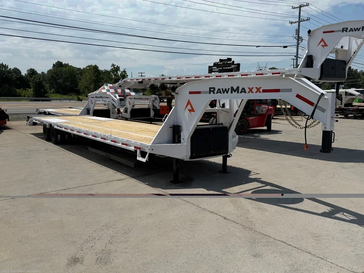 134859 - 2027 RawMaxx FDX 35+5 24K GN Flatbed Trailer
