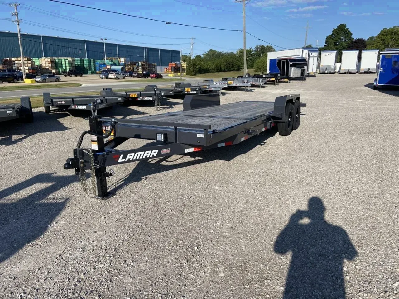 Lamar Equipment Tilt Trailer 83" 22'