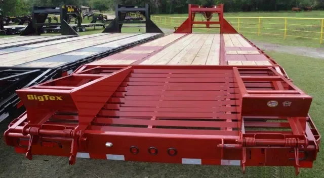 Red Tandem Dual Gooseneck Flatbed Trailer 28+5ft